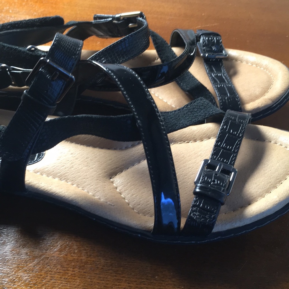 Earth Sandals - Picture 2 of 6